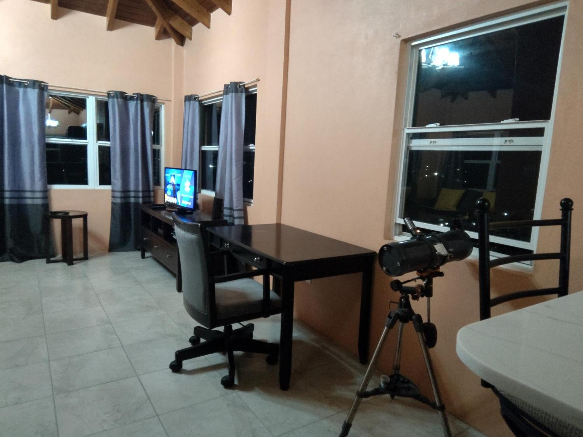 Zeus Estate Guesthouse St. John's Dış mekan fotoğraf