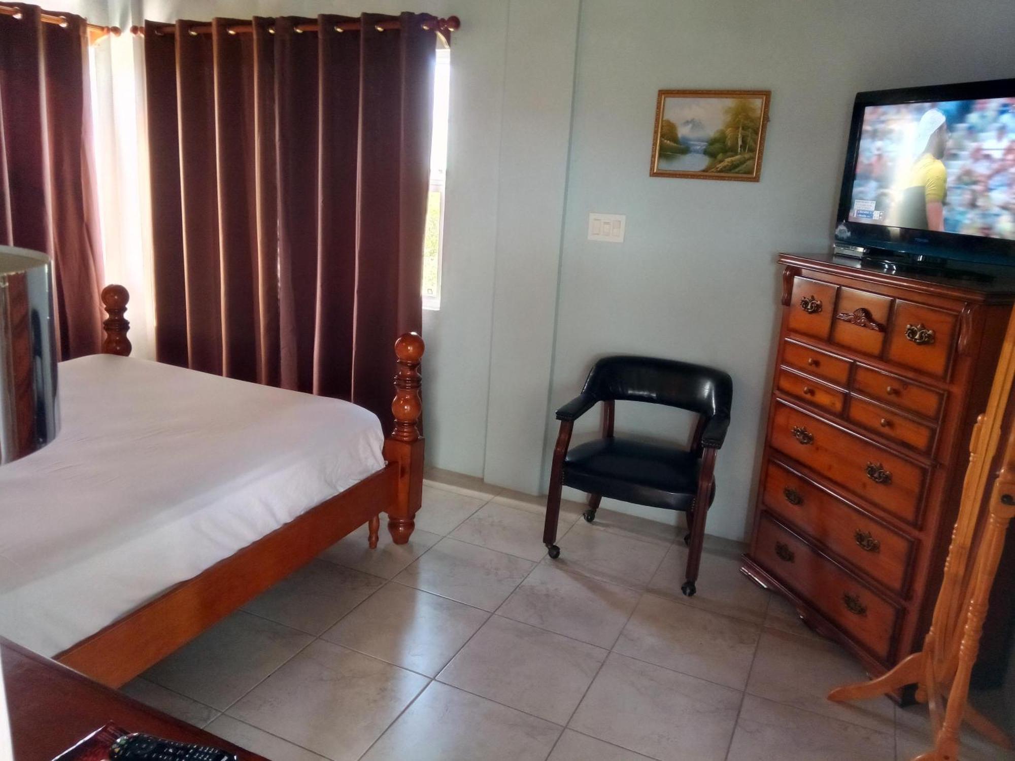 Zeus Estate Guesthouse St. John's Dış mekan fotoğraf